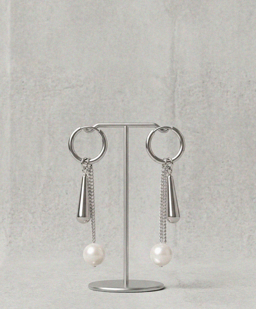 Pendientes perla moon tears.